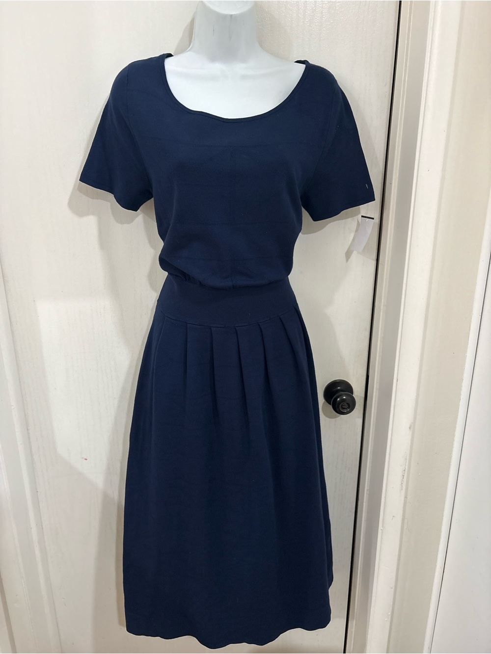 Stefanel minimalist quiet luxury navy blue Pleated Midi Dress